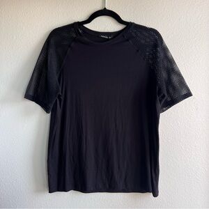 koral • koan brisa tshirt w mesh short sleeves • black • small